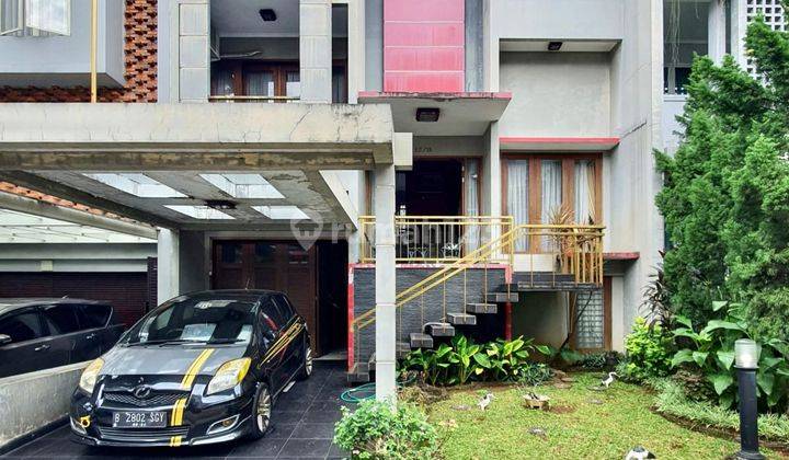 Rumah 3 Lantai Semi Furnished di Bona Vista Lebak Bulus, Jakarta  1