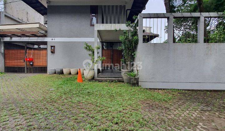 Rumah 2 Lantai Bagus di Veteran, Jakarta Selatan 1