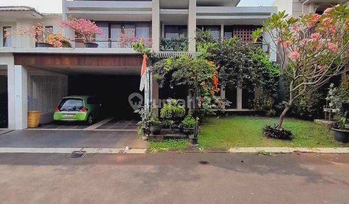 Rumah 2 Lantai Bagus Semi Furnished di Sektor 9 bintaro,  1