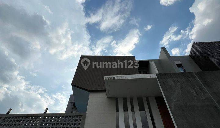 Rumah 3 Lantai Bagus di Ampera Kemang, Jakarta Selatan 2