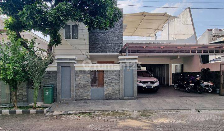 Rumah 2 Lantai Sudah Renovasi Semi Furnished di Lebak Bulus,  1