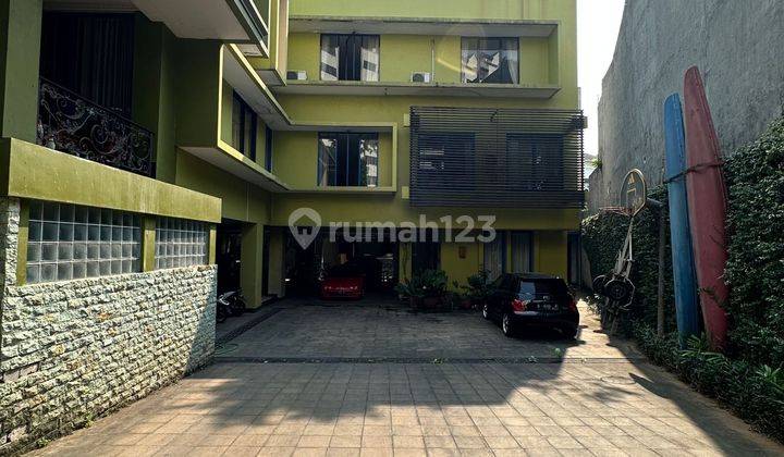 Rumah 4 Lantai Bagus di Taman Kemang Jaya, Jakarta Selatan 2