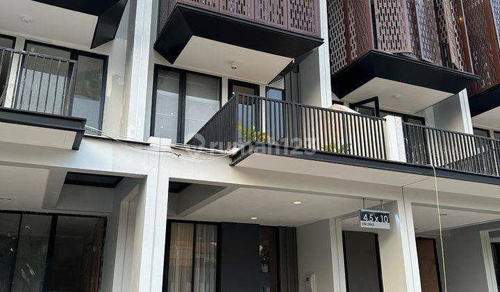 Rumah 3 Lantai Baru di Cilandak, Jakarta Selatan 1