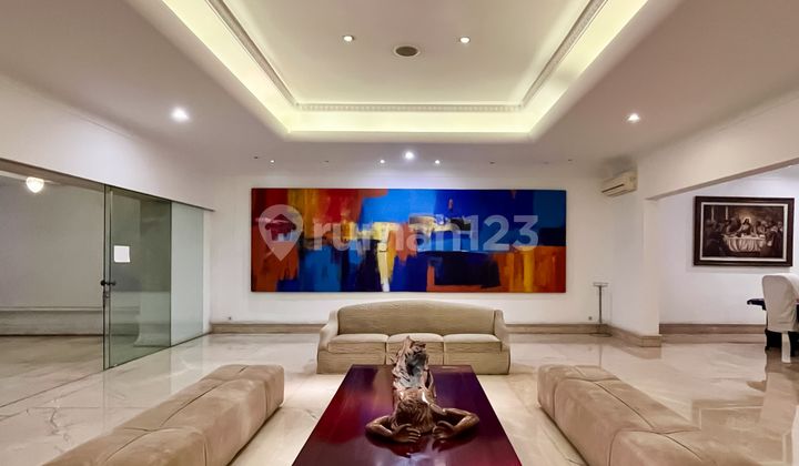 Rumah 2 Lantai Bagus Unfurnished SHM di Bangka, Jakarta Selatan 2