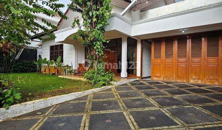 Rumah Bagus SHM di Kemang Dalam, Jakarta Selatan 2