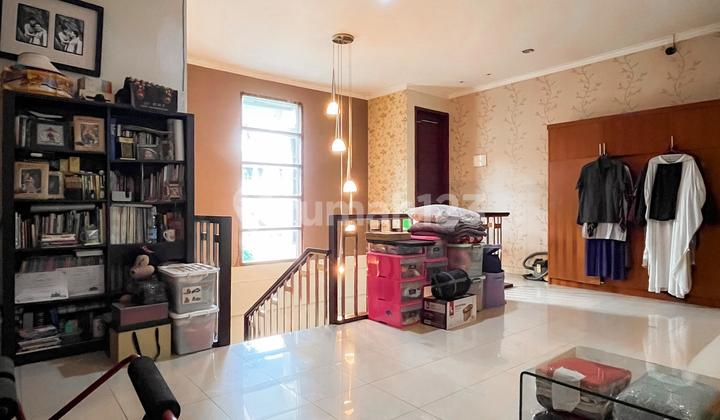 House For Sale - [Kebayoran Baru] Well-Maintained House, Suitable for Residence or Business, Prime Area.