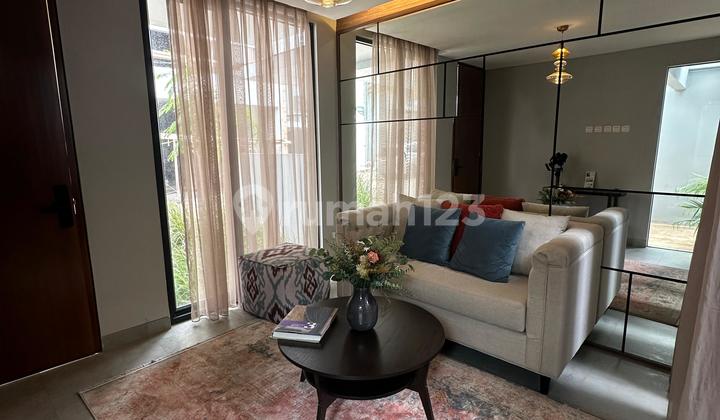 Townhouse Baru di Jatipadang - Jakarta Selatan dengan Konsep Split Level 2