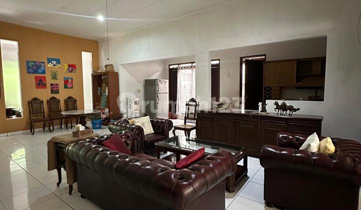 Rumah di Jalan Ciniru Depan Taman 2