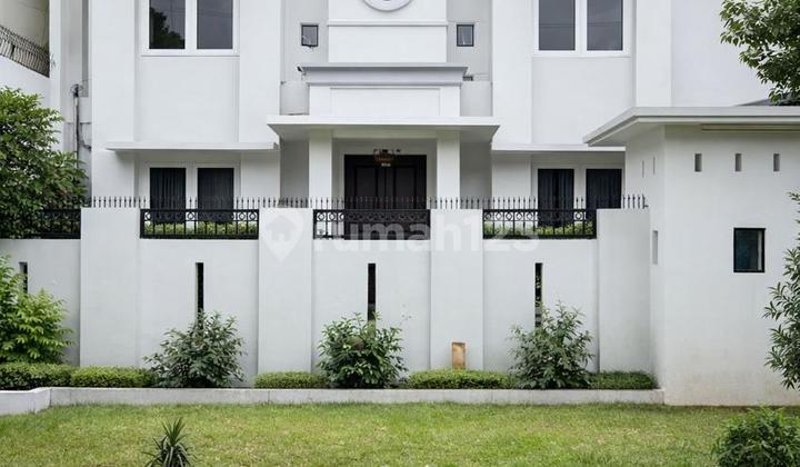 Rumah Cantik Bagus SHM di Senopati Rumah Cantik Bagus SHM di Senopati
