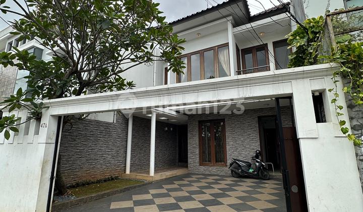 Rumah Bagus Nyaman di Kemang Utara