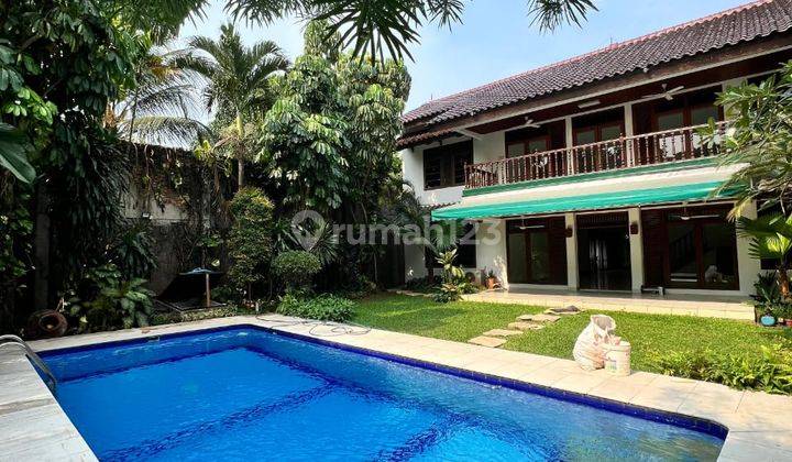 Rumah Kemang Bagus Semi Furnished Shm Di Kemang, Jakarta Selatan 2