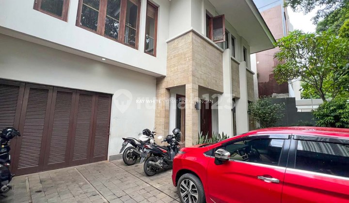 Rumah Bagus Kebayoran Baru di Jl Kerinci VIII Cocok Untuk Hunian