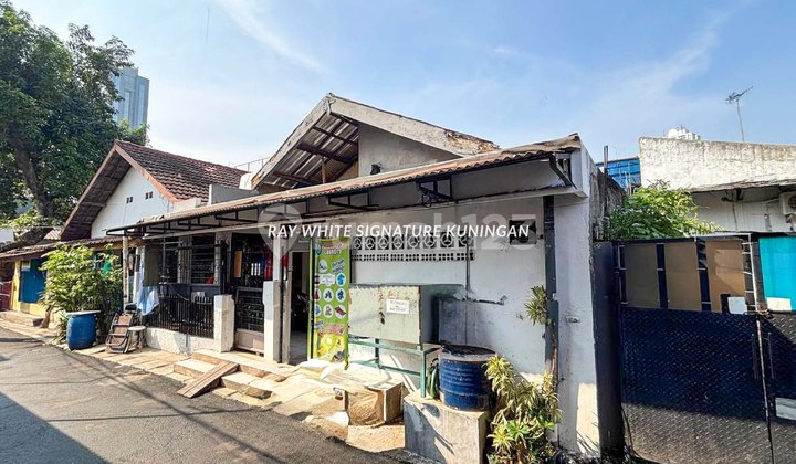 Rumah dan Kost di Jl Anggrek Karet Kuningan Cocok Untuk Bisnis