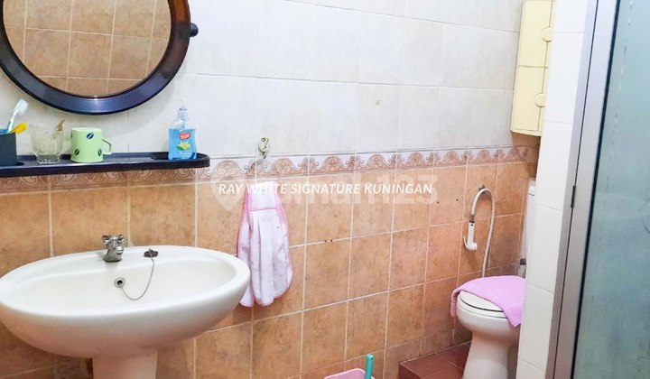 Flood-Free House in Griya Asri Wika Complex, Jati Ranggon, Bekasi Flood-Free House in Griya Asri Wika Complex, Jati Ranggon, Bekasi