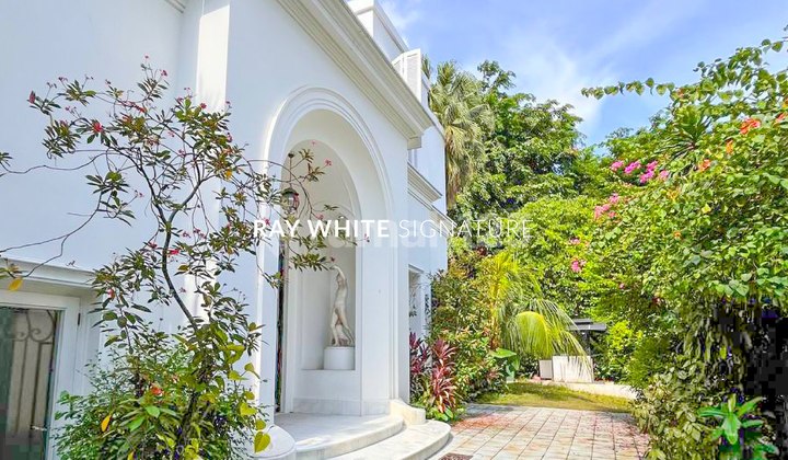 Rumah Mewah 2 Lantai Lokasi Prime di Jl Karang Asem 3 Kuningan