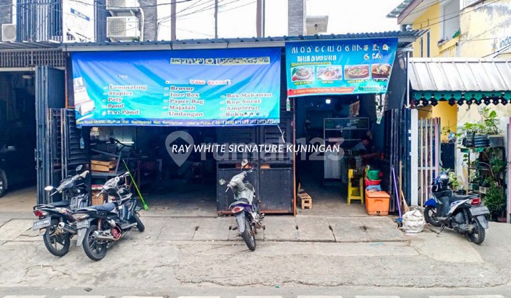 3.5-Storey Shop House, Strategic Location on Jl Kebon Kosong Raya, Kemayoran 3.5-Storey Shop House, Strategic Location on Jl Kebon Kosong Raya, Kemayoran