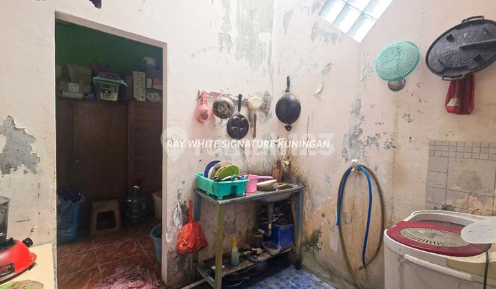 Rumah Hook di Jl Batu Raya Lingkungan Padat Bagus untuk Kost 2