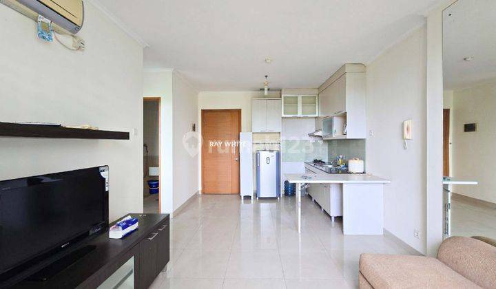 Apartement Hampton Park 2 BR Bagus Cocok Untuk Investasi 1