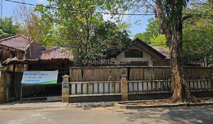 Dijual Rumah di Jl Dukuh Patra 5, Jakarta Selatan 1