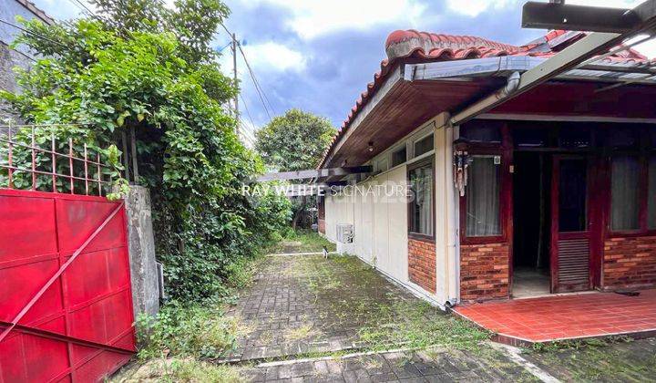 Dijual Rumah Lama Lokasi Tenang 1