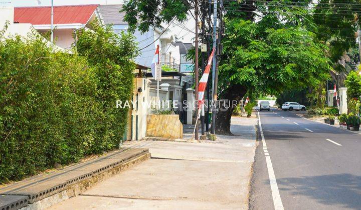 Dijual Rumah Lokasi Strategis Untuk Bisnis di Jl Panglima Polim 4 2