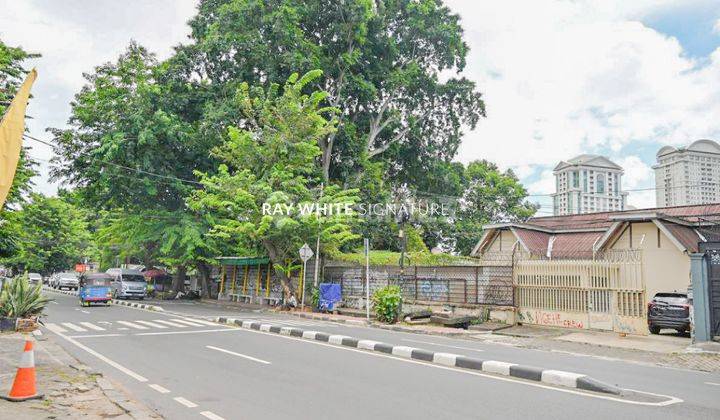 Dijual Rumah Zona Komersil Pinggir Jalan Kebayoran Lama 2