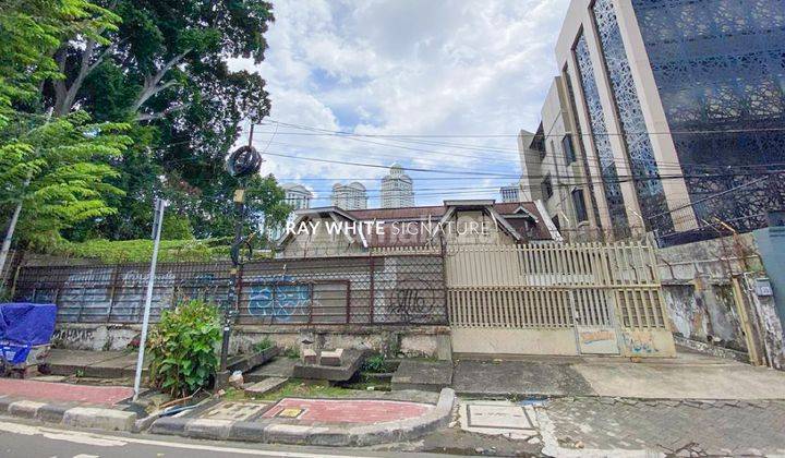 Dijual Rumah Zona Komersil Pinggir Jalan Kebayoran Lama 1