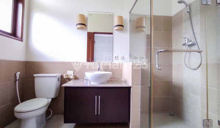 Jual Sewa Rumah Jervois Park di Komplek Plaza Oleos TB Simatupang 2