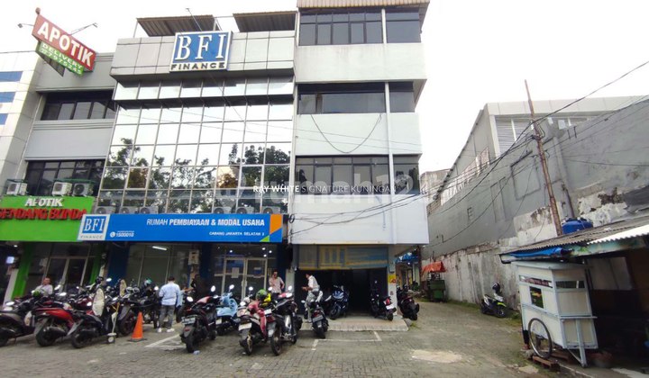 Ruko 4 Lantai Cocok Untuk Bisnis di Jl Raya Pasar Minggu