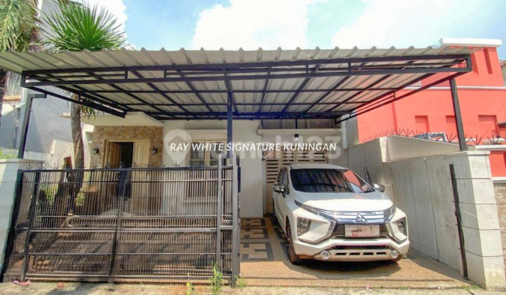 Rumah Tinggal Bangunan 1 1/2 Lantai di Jl Palbatu Menteng Dalam Rumah Tinggal Bangunan 1 1/2 Lantai di Jl Palbatu Menteng Dalam
