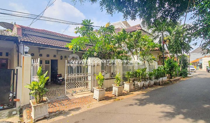 Rumah Layak Huni di Tebet Barat Dalam Bangunan 2 Lantai