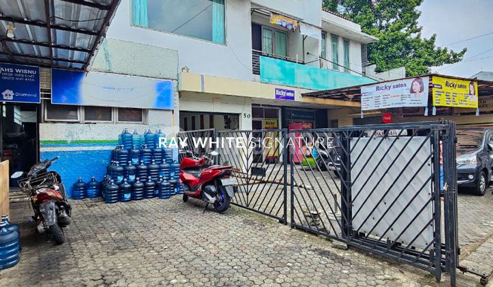 Rumah 2 Lantai Cocok Untuk Kost di Jl Karya Utama Gandaria