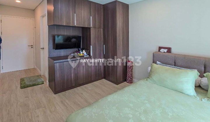 Apartemen Hampton Park 2 Bedrooms Lantai Tinggi Harga Menarik 2