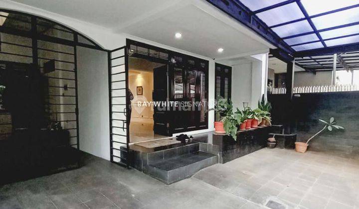 Rumah Bagus Siap Huni di Jl. Alam Segar 5 Pondok Indah 1