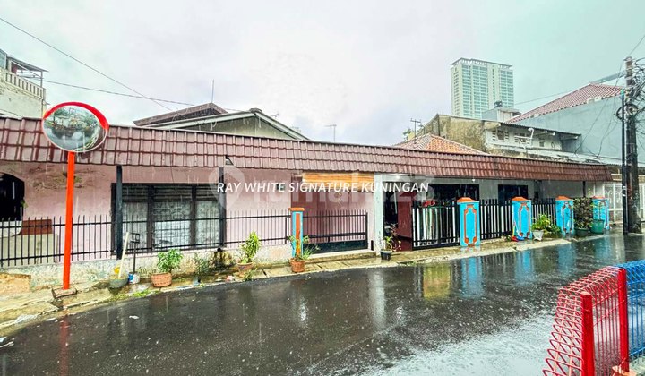 2 Strategic Plots of Land on Jl Anggrek 4 - Suitable for Residence or Boarding Houses 2 Strategic Plots of Land on Jl Anggrek 4 - Suitable for Residence or Boarding Houses