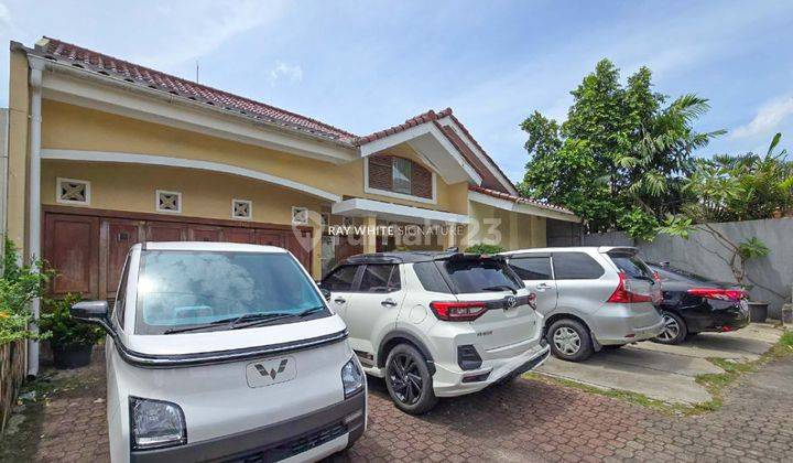 Rumah 2 Lantai Bagus di Jl. Abuserin, Jakarta Selatan 1