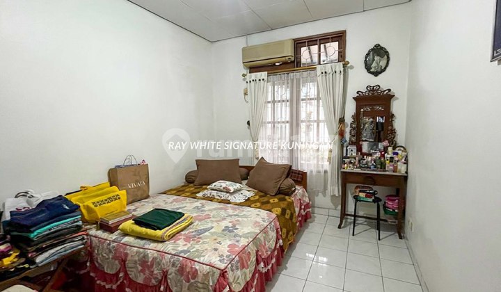 Habitable Old House in Bukit Cirendeu Permai Housing 2