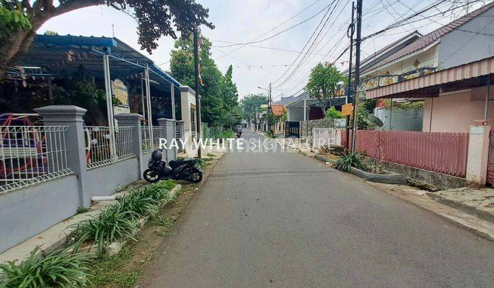 Rumah Lama di Jl Bambu Duri I Duren Sawit Harga Menarik 2