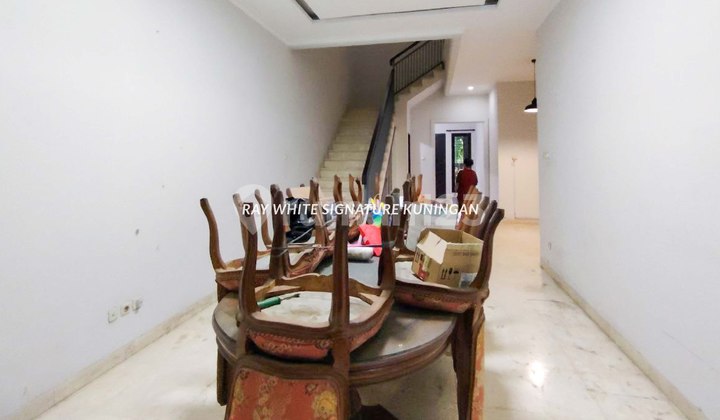 Town House disewakan di Tanjung Barat Lokasi Dekat Aeon Mall 2