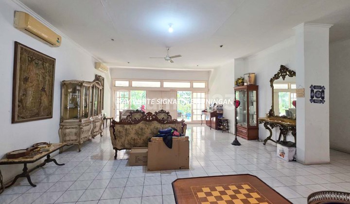 Old House Land Calculation in Kemang Area Flood-Free Attractive Price 2