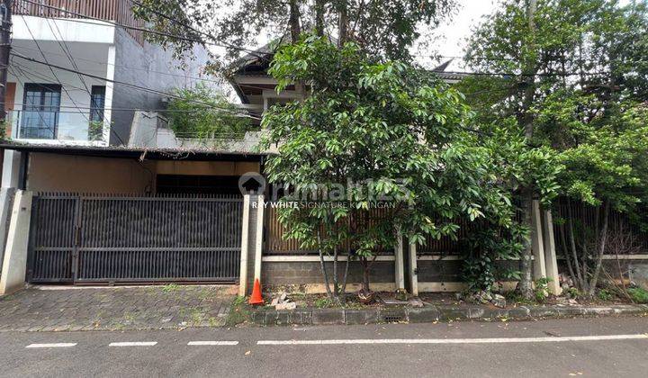 Rumah Lokasi Prime 2 Lantai di Jl Ubud Kuningan Timur 1