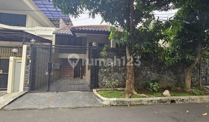 Rumah 2 Lantai Bagus di Jl. Niaga Hijau I Pondok Pinang 1