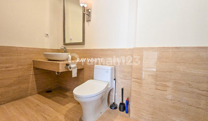 Jual Apartement Botanica 2 BR Furnished Tower 3 2