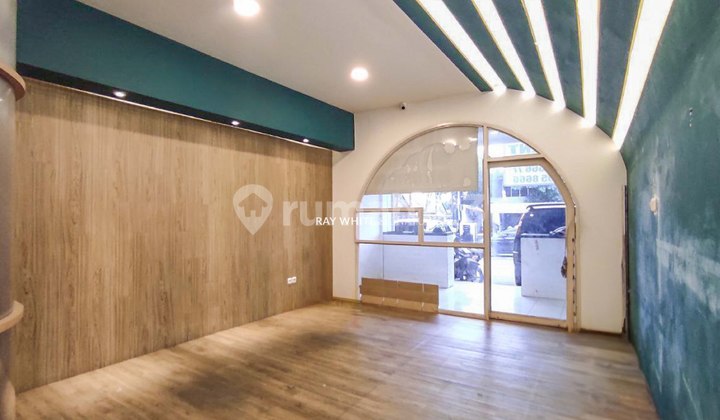 For Rent: Centra Kemang 12 Shophouse, 2.5 Floors Condition