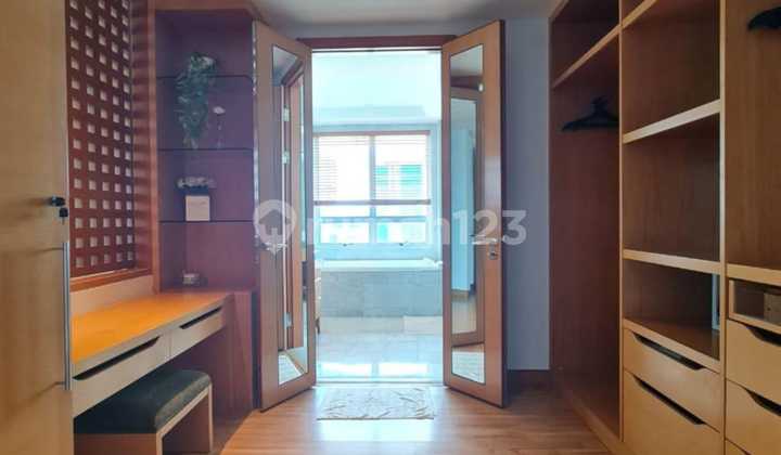 Pakubuwono Residence For Rent Best Unit 2+1 BR Fully Furnished Pool View 2