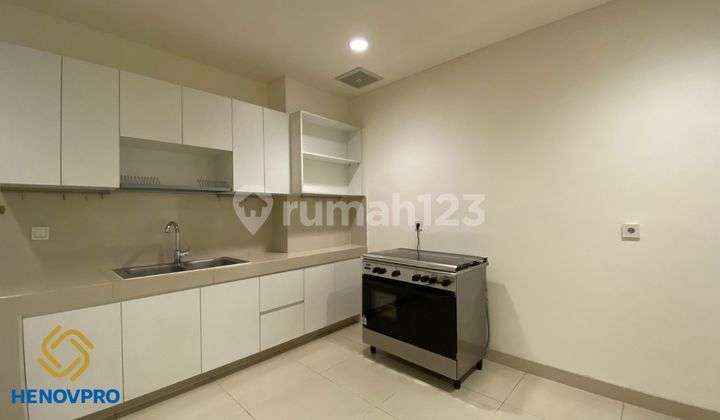 Pakubuwono Signature 4BR + 1 Study Luxury Unit Best City View 2