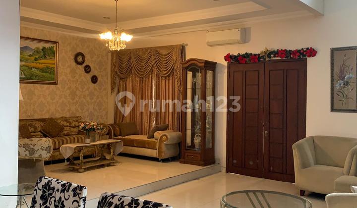 Beautiful House In Palem Semi, Tangerang City 2