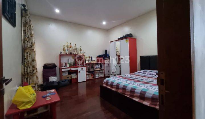 Dijual Rumah Nyaman Asri Full Furnished di Persahabatan Timur Jakarta Timur 2