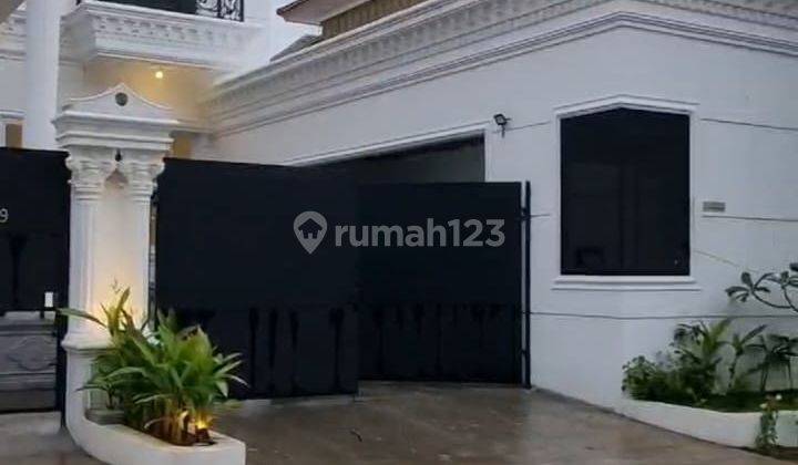 Dijual Rumah Mewah di Summarecon Serpong 2