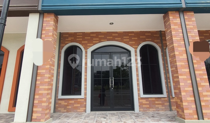 Disewa Ruko Osaka Boulevard Uk 4.5x20 3Lantai Harga 160 Juta/Tahun Siap Huni